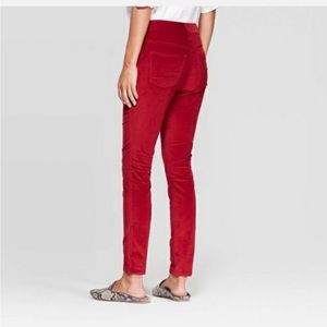 Universal Thread Red Jeans